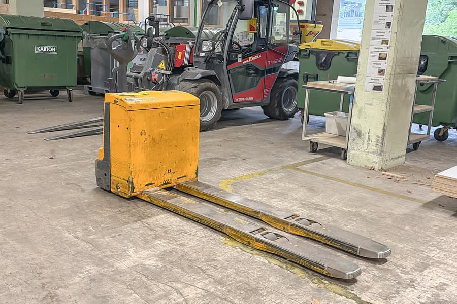 Elektro Deichselhubwagen Jungheinrich EJE 118